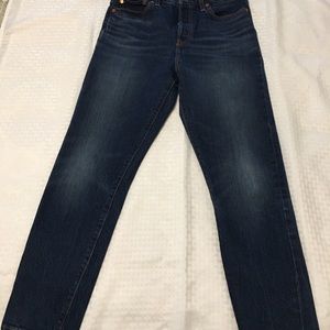 Women’s high rise wedgie jeans size 29